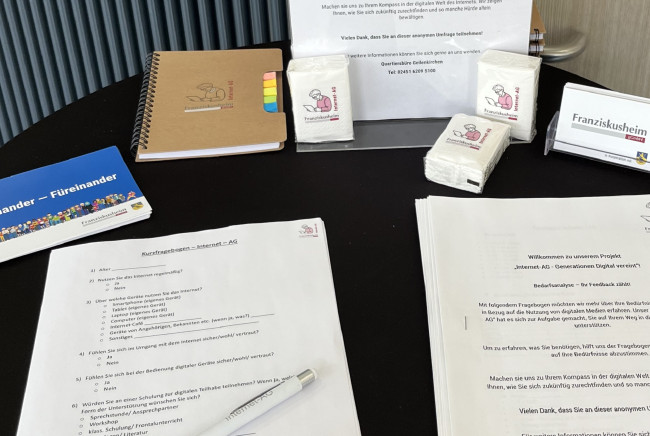 ausliegendes Infomaterial zum Projekt